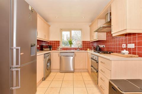 4 bedroom detached house for sale, Gainsborough Avenue, Margate, Kent