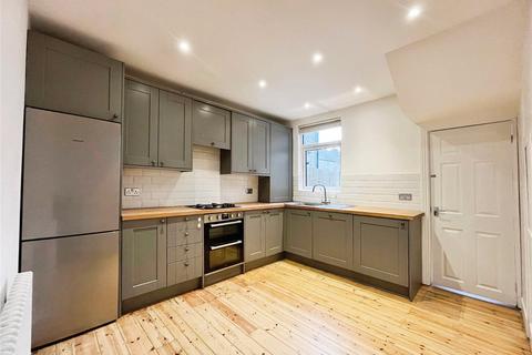 4 bedroom terraced house for sale, Brookdale Road, London SE6