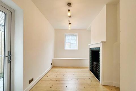 4 bedroom terraced house for sale, Brookdale Road, London SE6