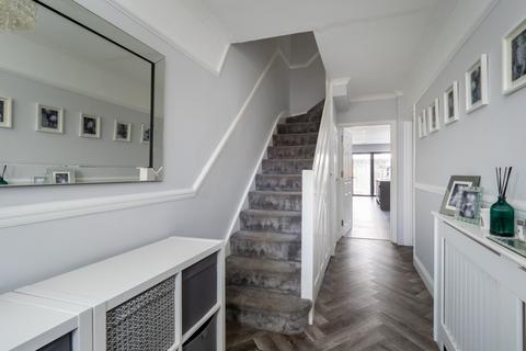 9 Inverness Road, Worcester Park, KT4 8PT