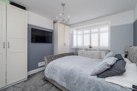 9 Inverness Road, Worcester Park, KT4 8PT