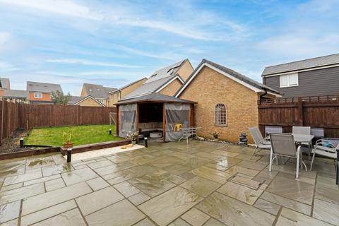 5 bedroom detached house for sale, Thurgood Drive, Hertfordshire CM23