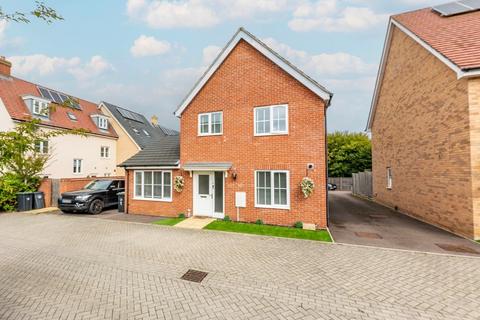 4 bedroom detached house for sale, Buckland Mews, Dunmow CM6