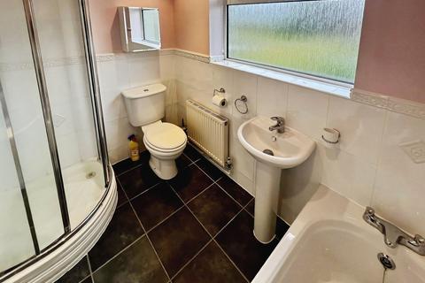 undefined, Meadowbank, Hyde SK14