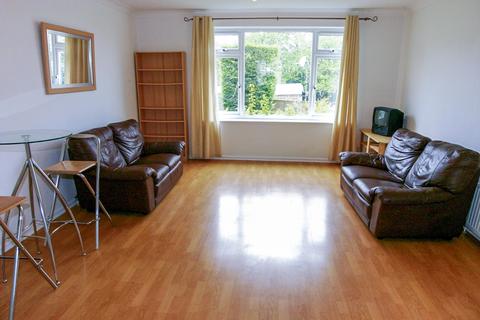 2 bedroom maisonette for sale, Carver Hill Road, Buckinghamshire HP11