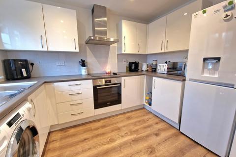 2 bedroom semi-detached house for sale, Harris Way, Warwickshire CV8