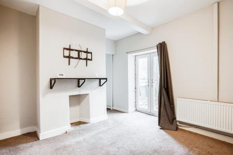 2 bedroom end of terrace house for sale, Church Lane, Leeds LS26