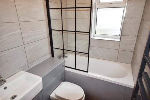 3 bedroom semi-detached house for sale, Kenilworth Avenue, Nottinghamshire NG17