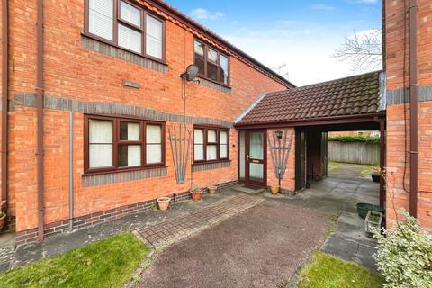 2 bedroom flat for sale, Pinfold, Leicestershire LE3