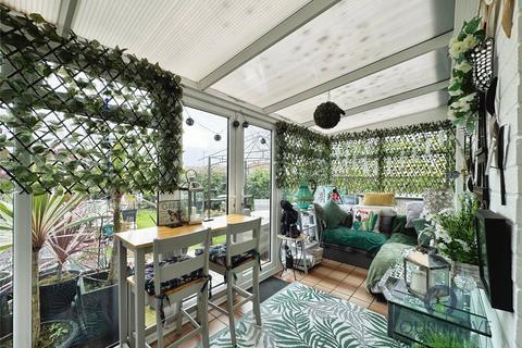11 Cornwallis Close, Eastbourne, BN23 6AU