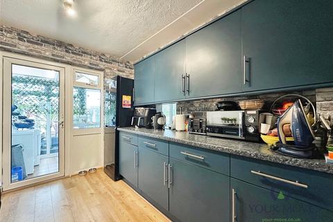 11 Cornwallis Close, Eastbourne, BN23 6AU