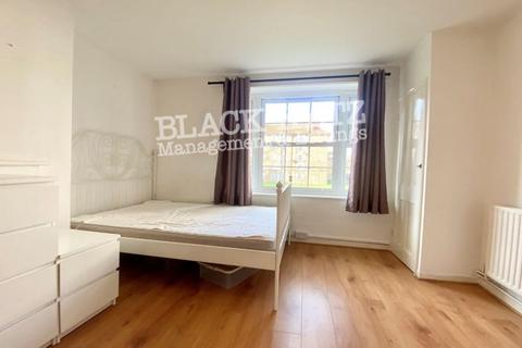 4 bedroom apartment to rent, SE15