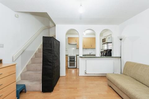 1 bedroom end of terrace house for sale, Harvesters Close, Isleworth TW7