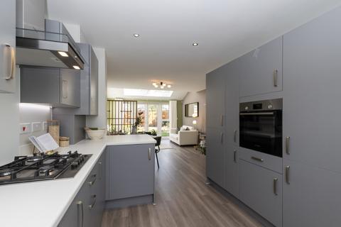 3 bedroom terraced house for sale, Plot 132, The Lavender at Allium Park, Portsmouth Road GU23
