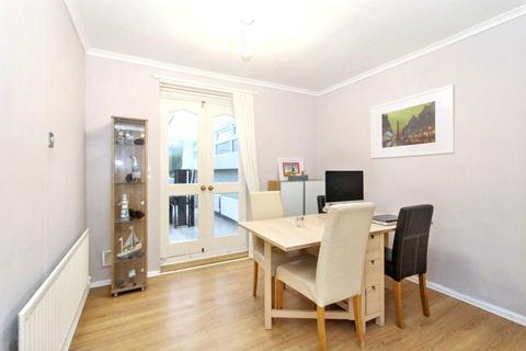 3 bedroom end of terrace house for sale, Bavington Drive, Fenham, Newcastle upon Tyne, Tyne and Wear, NE5 2HS