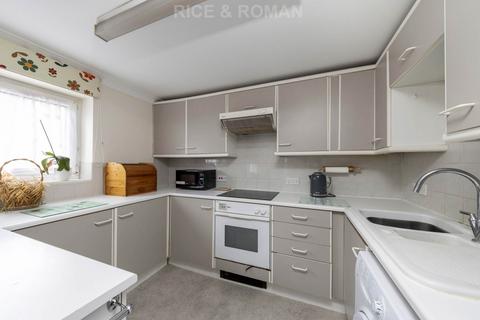 2 bedroom retirement property for sale, Ashley Avenue, Epsom KT18