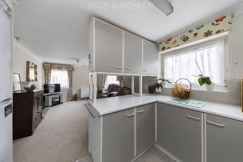 2 bedroom retirement property for sale, Ashley Avenue, Epsom KT18