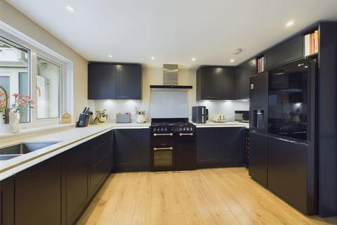 32 Kellow Road, St Dennis, St Austell, PL26 8AW