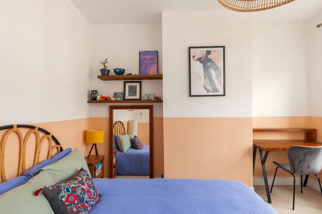 1 H5 RSA - Bedroom A.jpg