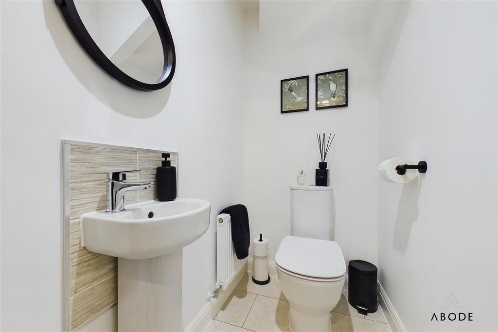 CAM03473 G0-PR0249-STILL023.jpg