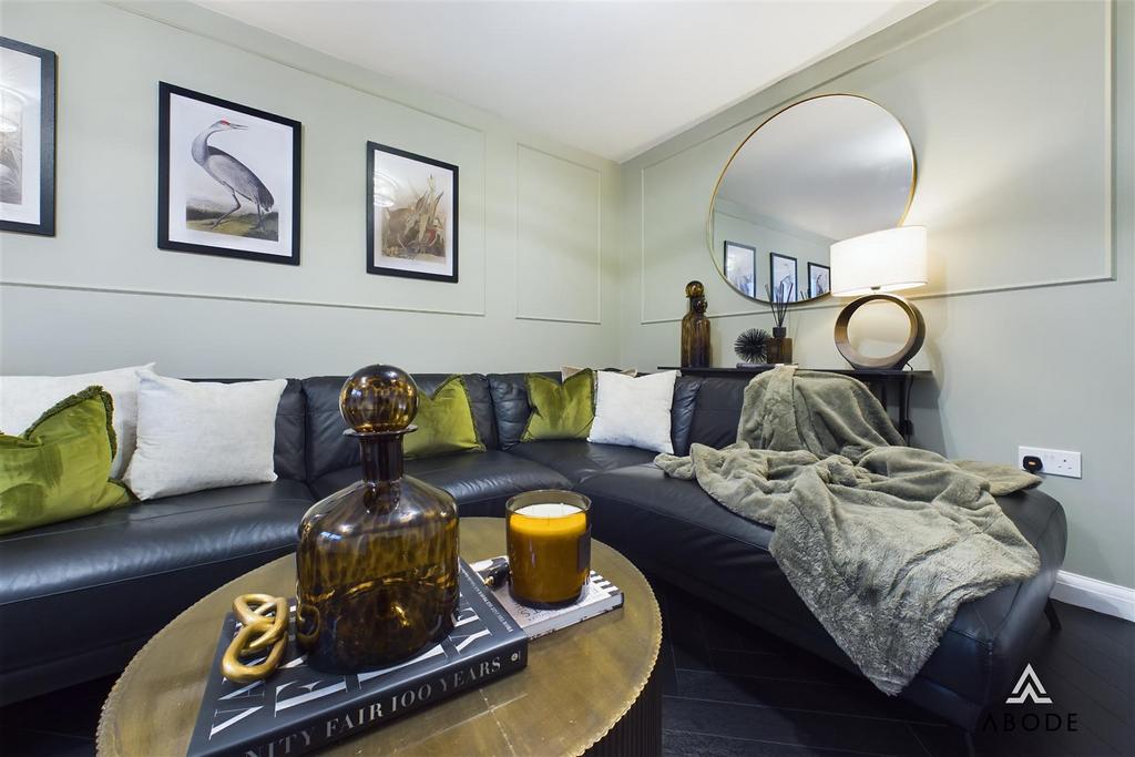 CAM03473 G0-PR0249-STILL020.jpg