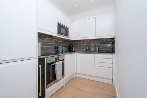 undefined, Aldenham Road, Bushey, WD23