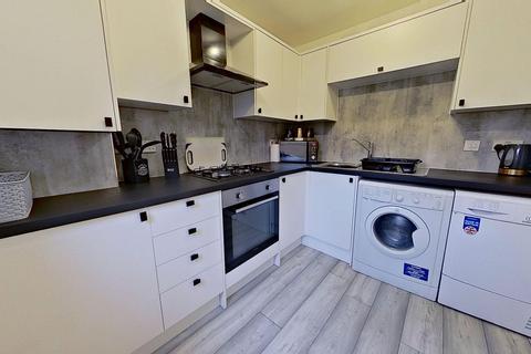 2 bedroom flat for sale, Burnvale Place, Livingston, EH54