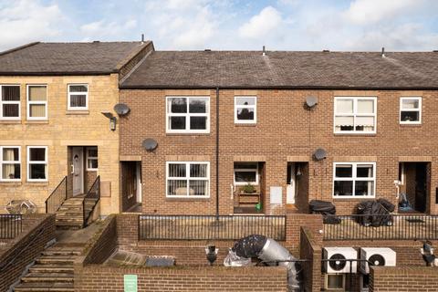 18 Gaprigg Court, Hexham, NE46 1AT