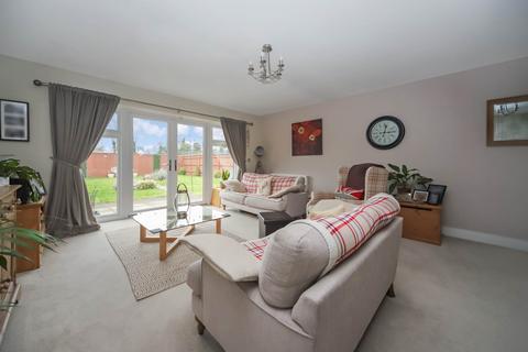 4 bedroom semi-detached house for sale, Weston Turville