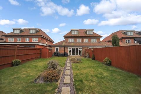 4 bedroom semi-detached house for sale, Weston Turville