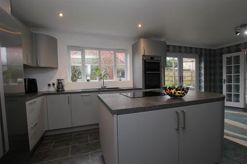 225 Beresford Road, Ely, CB6 3WW