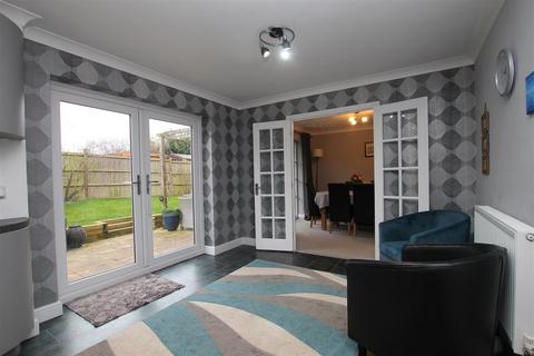225 Beresford Road, Ely, CB6 3WW