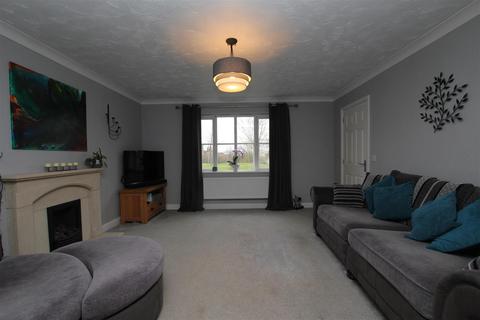 225 Beresford Road, Ely, CB6 3WW
