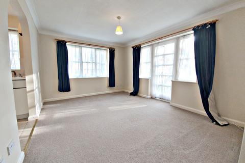 1 bedroom flat to rent, Alexandra Park, Queen Alexandra Road, High Wycombe, HP11