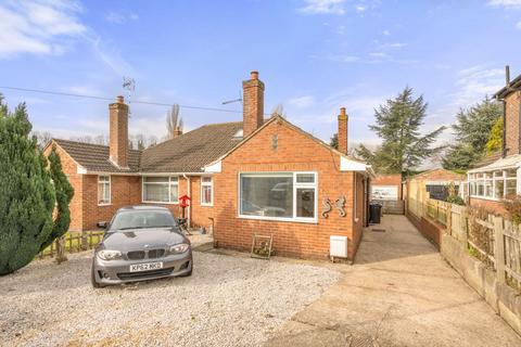 3 bedroom semi-detached bungalow for sale, Bridge End Grove, Grantham NG31