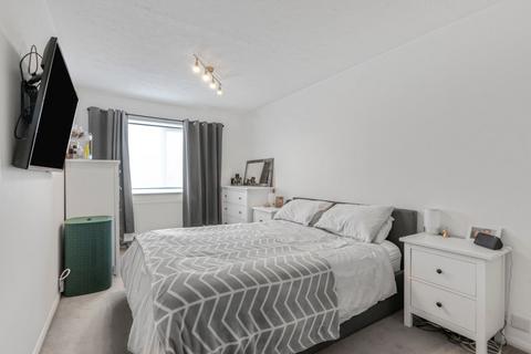 2 bedroom flat for sale, Brackley Road, Beckenham, BR3