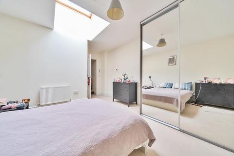 1 bedroom flat for sale, Newbury,  Berkshire,  RG14