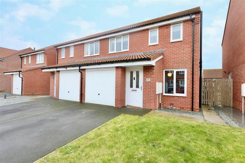 3 bedroom semi-detached house for sale, Viola Close, Kingswood, Hull