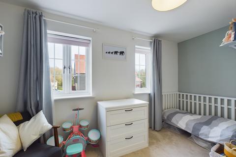 22 Cortland Drive, Bramley, Tadley, RG26 5WL