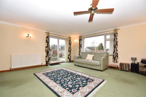 4 bedroom bungalow for sale, Mowbray Road, Northallerton, North Yorkshire, DL6