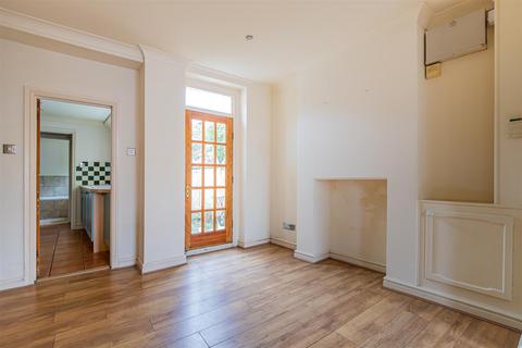 2 bedroom end of terrace house for sale, Iestynian Avenue, Cardiff CF11