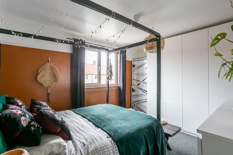 53 Castlelaw Crescent, Bilston, Roslin, EH25 9SR