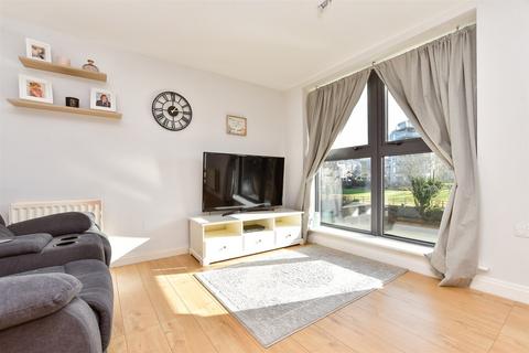 2 bedroom apartment for sale, Clifford Way, Maidstone, Kent