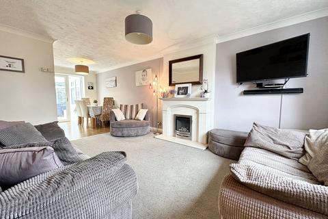 6 Alder Close, Dibden Purlieu, Southampton, SO45 5SJ