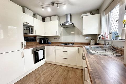 6 Alder Close, Dibden Purlieu, Southampton, SO45 5SJ