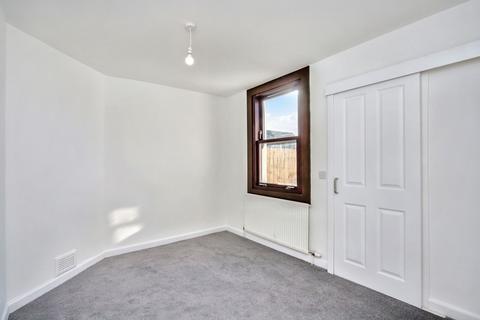 37 Meadowbank Crescent, Ormiston, Tranent, EH35 5LG
