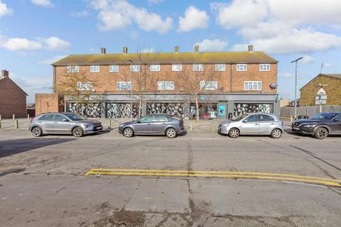 3 bedroom apartment for sale, Gardner Avenue, Corringham, Stanford-Le-Hope, Essex