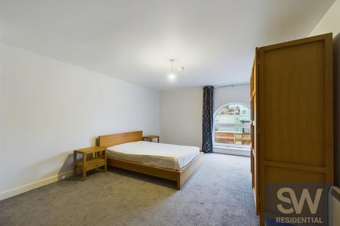 2 bedroom apartment for sale, City Central,  Wellington Street, Leeds