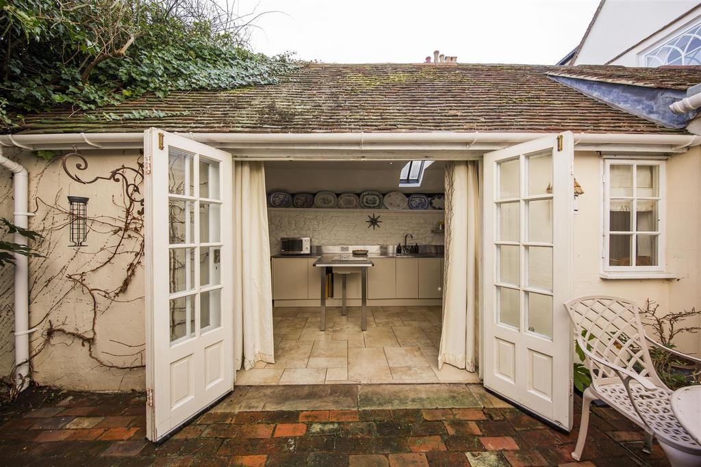 Courtyard Garden