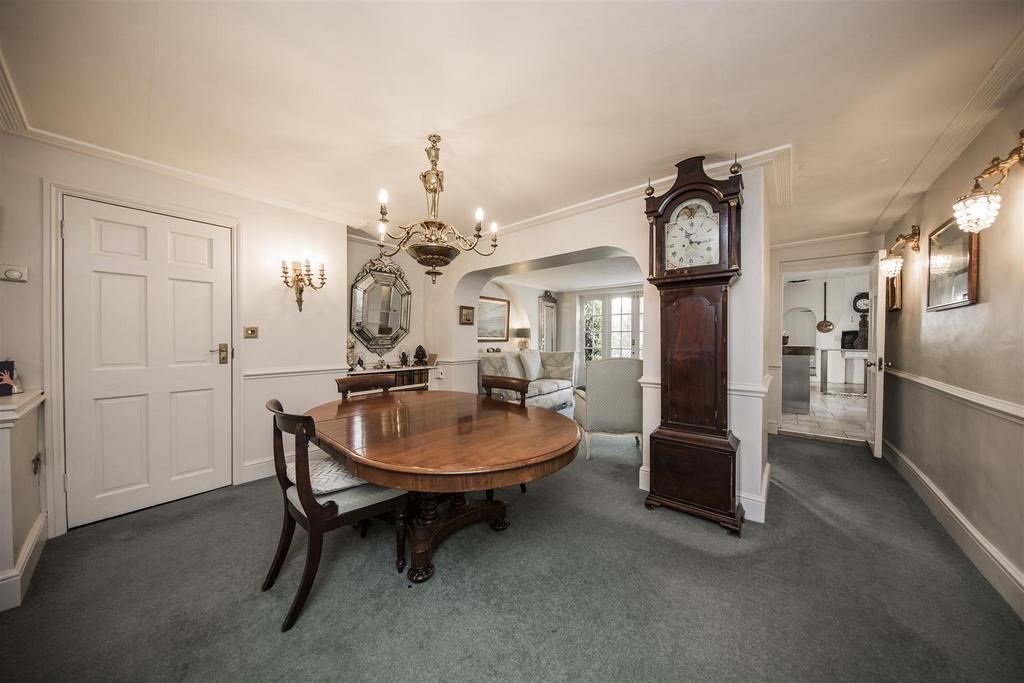 Sitting Dining Room